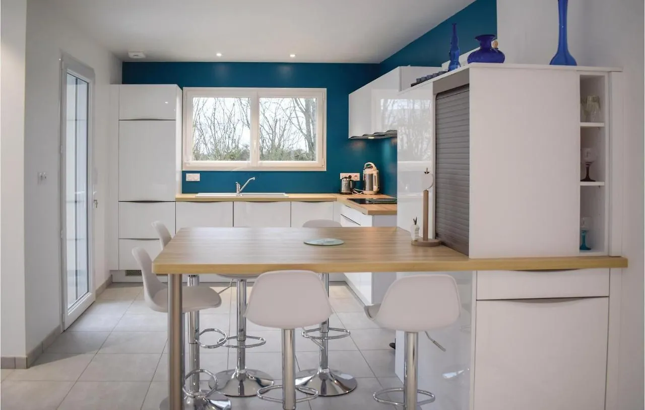 Holiday home 3 Bedroom Beautiful Home In Matignon France